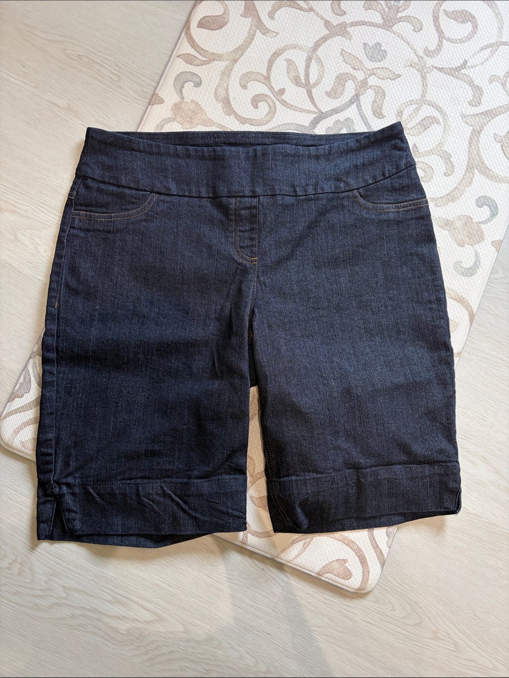 CR pull-on jorts 12